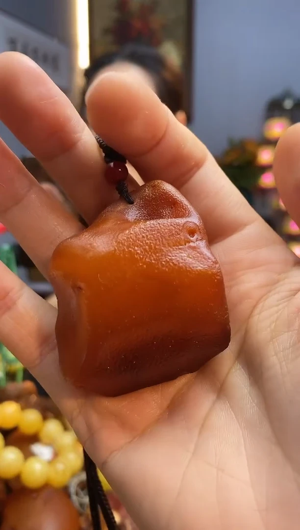琥珀颈饰未镶嵌吊坠