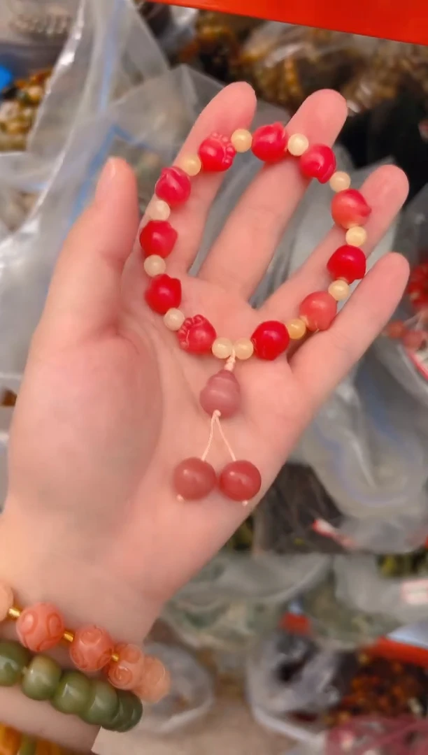 菩提根/象牙果吊坠红色猫爪单圈手串