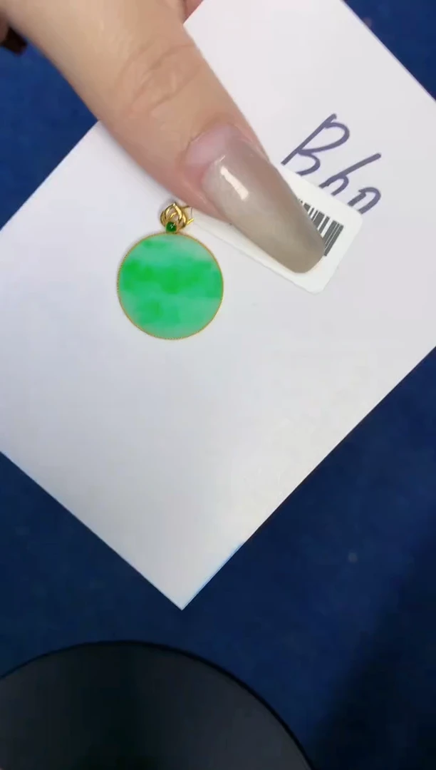 【闪购商品】翡翠颈饰18K金镶嵌00000000000