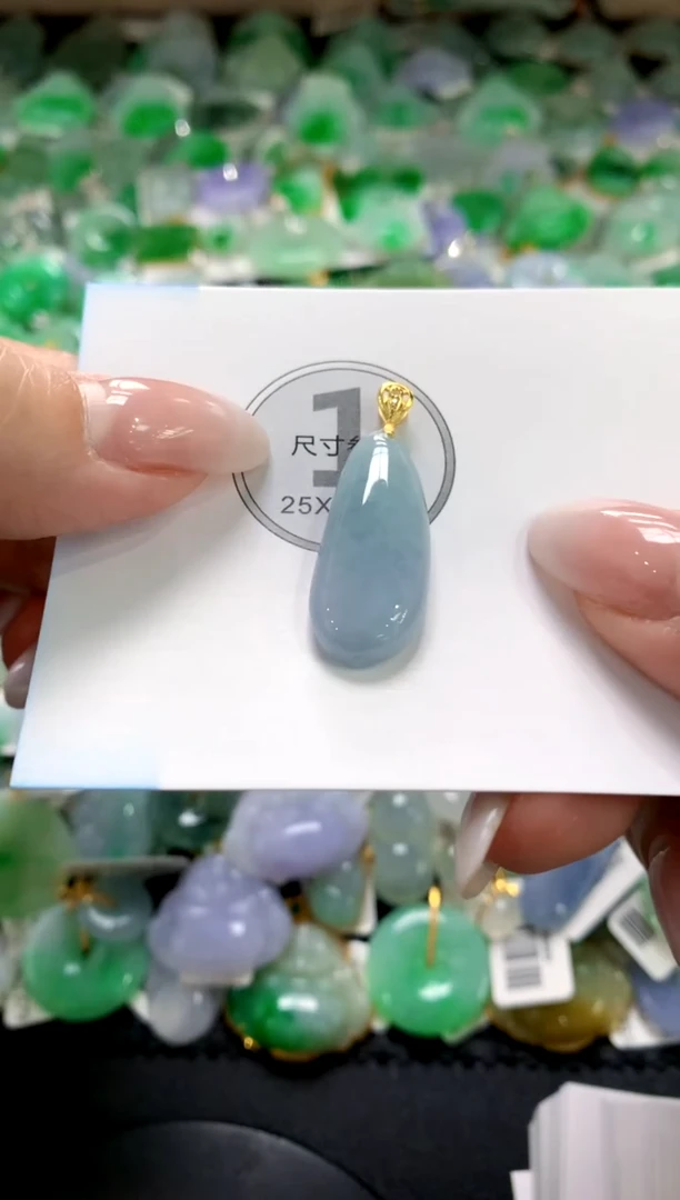 翡翠未镶嵌颈饰1111111111111111