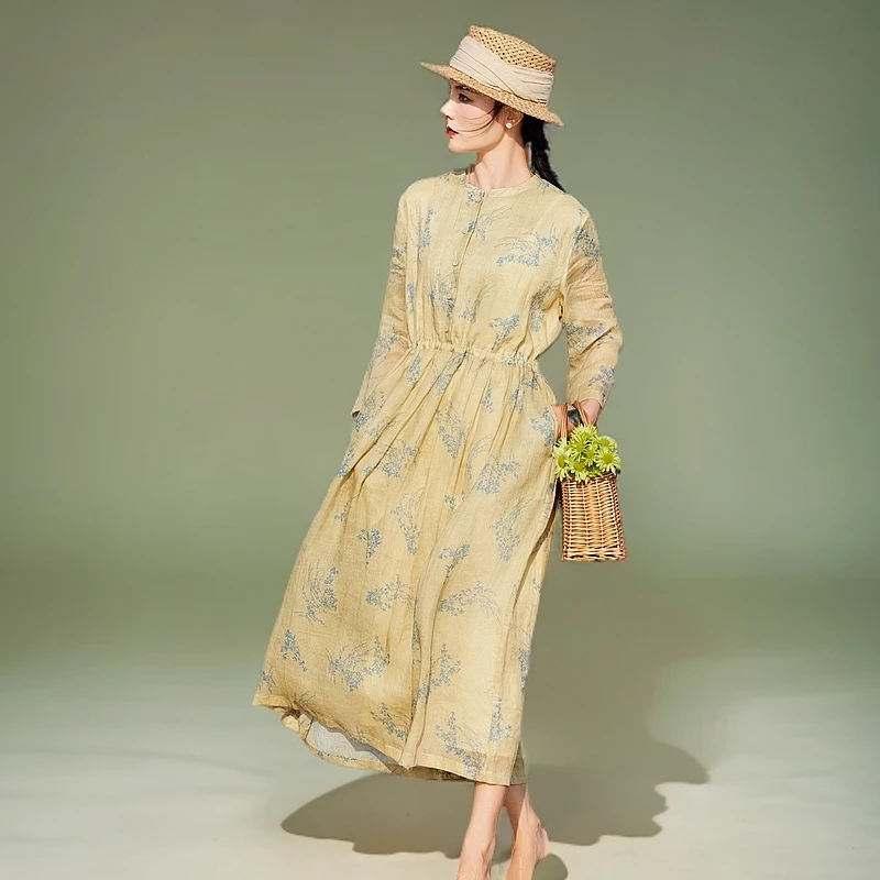 2025春夏款蒹葭黄碎花休闲苎麻圆领长袖中式长款连衣裙气质复古