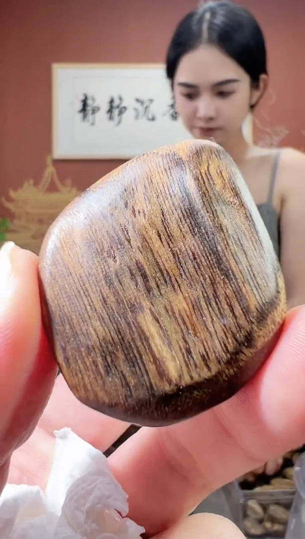 沉香吊坠177号顺化白棋多样性发一