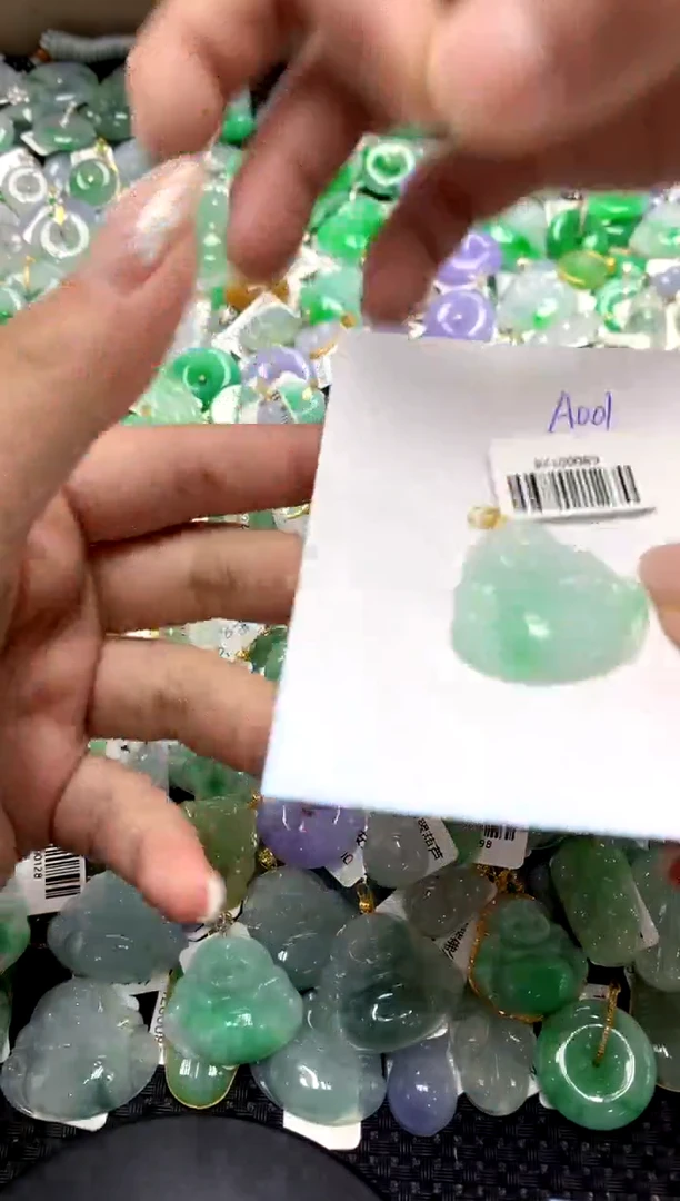 【闪购商品】翡翠颈饰18K金镶嵌1111111111111111