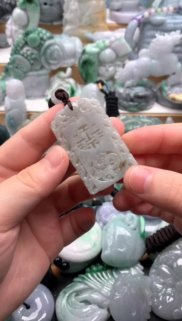 吊坠(不含链)未镶嵌翡翠1