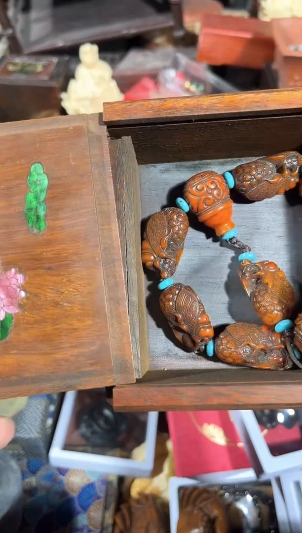 【闪购商品】滴血莲花菩提吊坠1