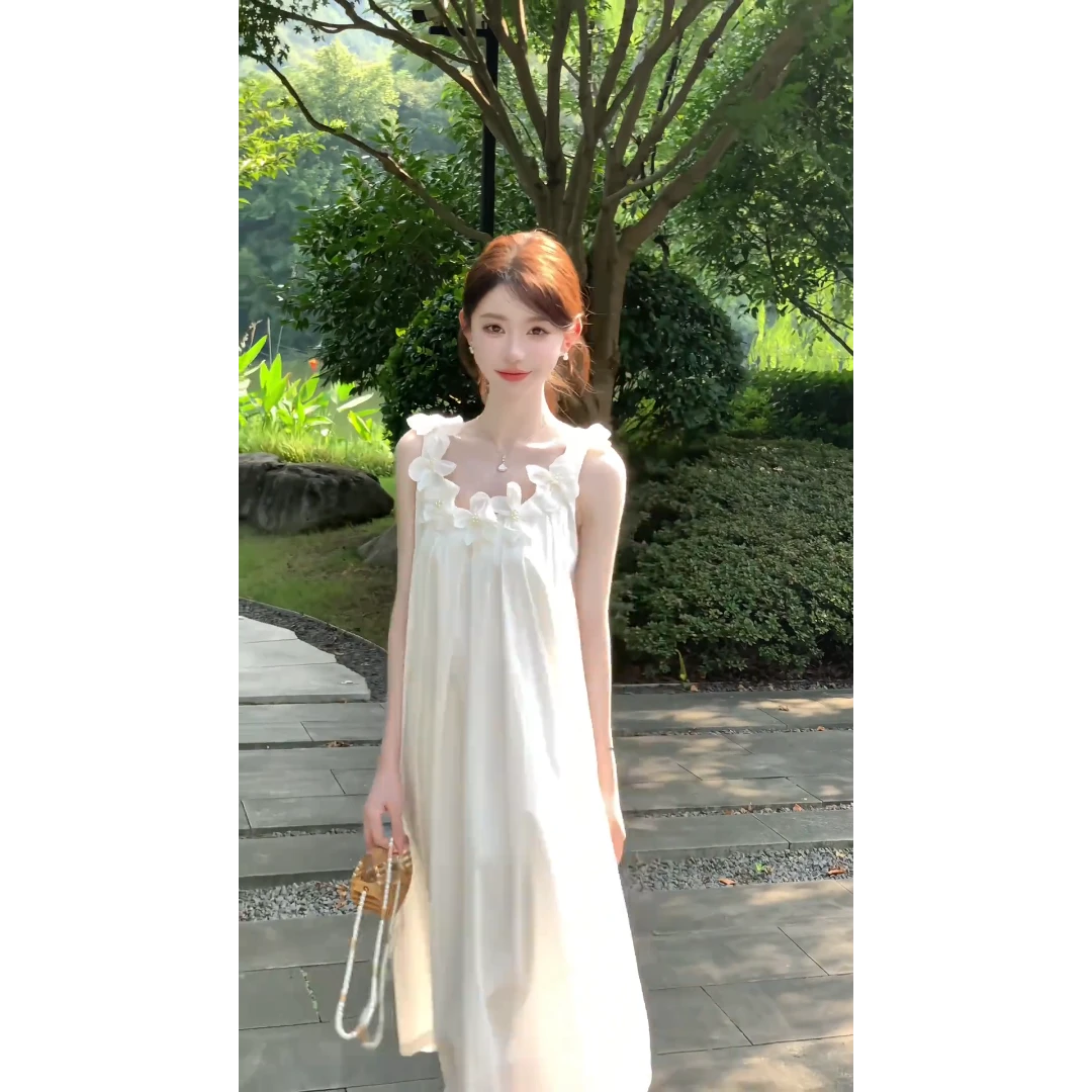 MARIE.COCO夏季新款知性温柔风吊带连衣裙女高级感立体花拼接裙子