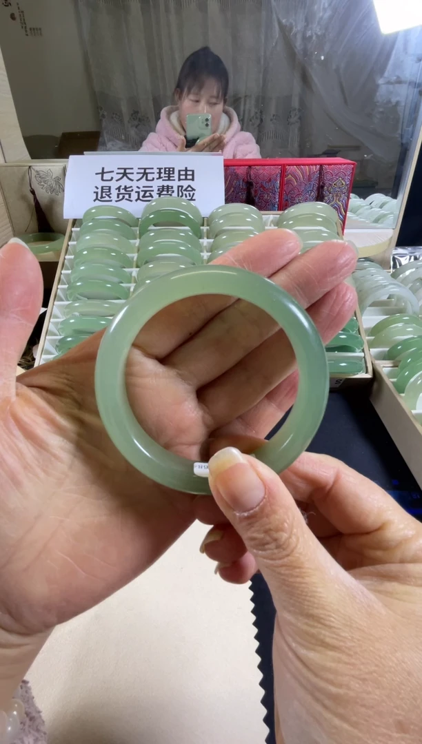 未镶嵌手镯东陵石54圈