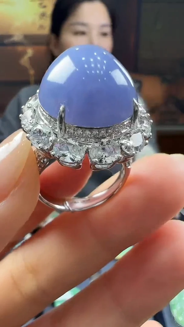 18K金镶嵌挂件翡翠两用款蛋面