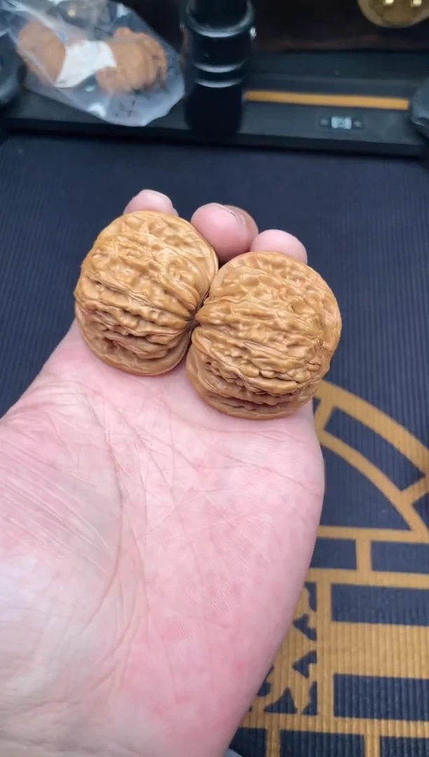 文玩核桃吊坠汉高楼41