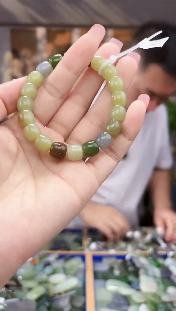 和田玉未镶嵌挂件拍一发一