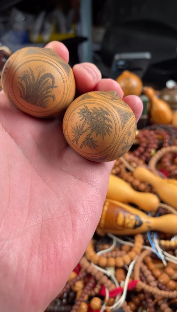 王胖子文玩工作室刺青葫芦一对