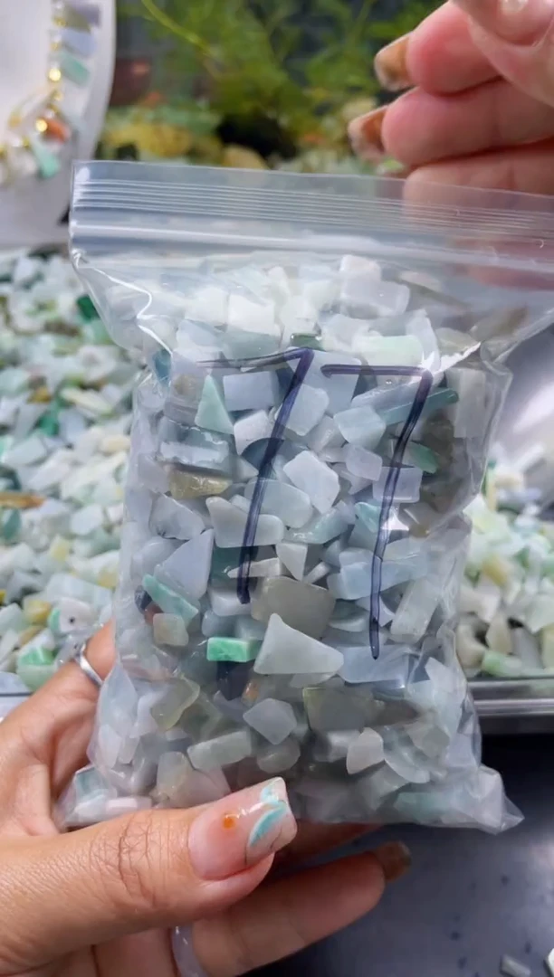 配石翡翠天然翡翠迷你500克77