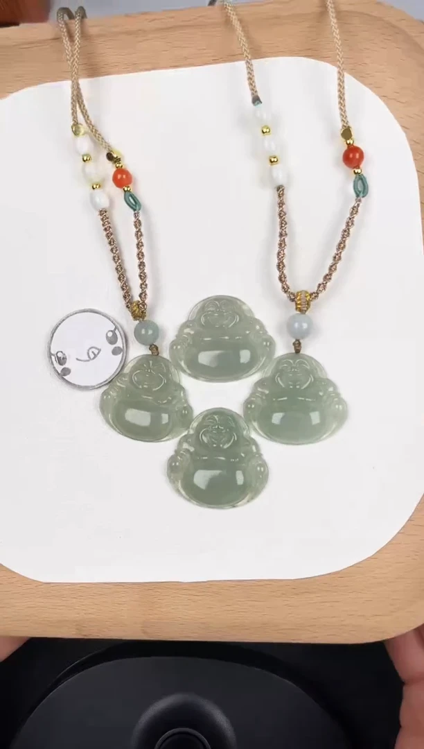 颈饰未镶嵌翡翠LC028翡翠冰绿小佛+送同款绳子多样性发其一