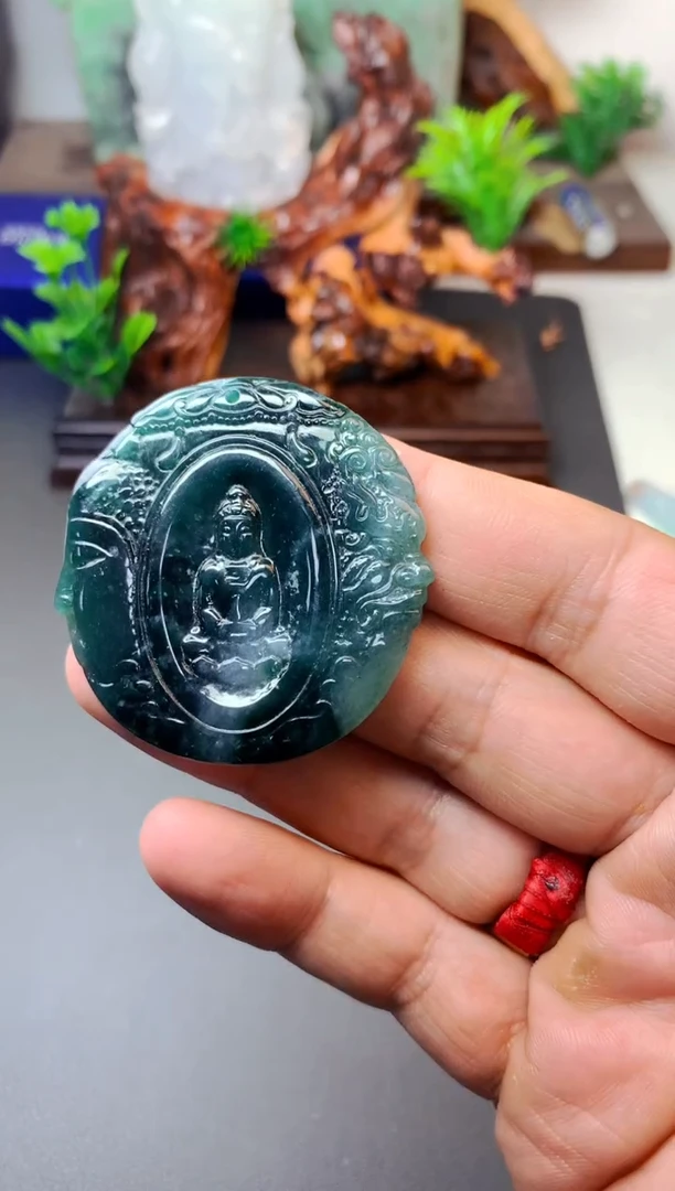 颈饰未镶嵌翡翠老*E一念成魔