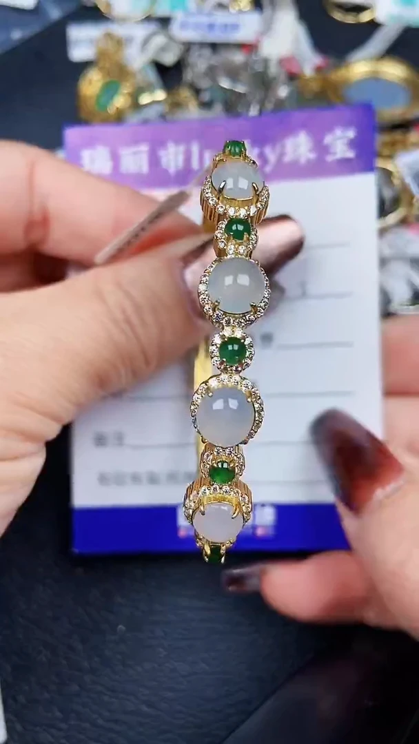 颈饰银S925镶嵌翡翠7565