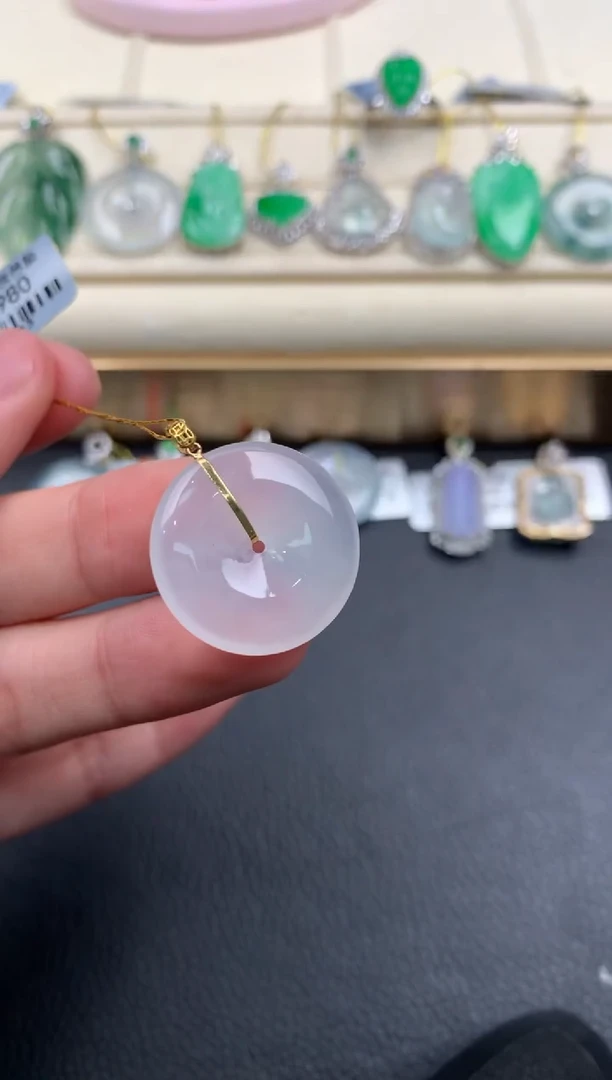 【闪购商品】翡翠颈饰18K金镶嵌A569