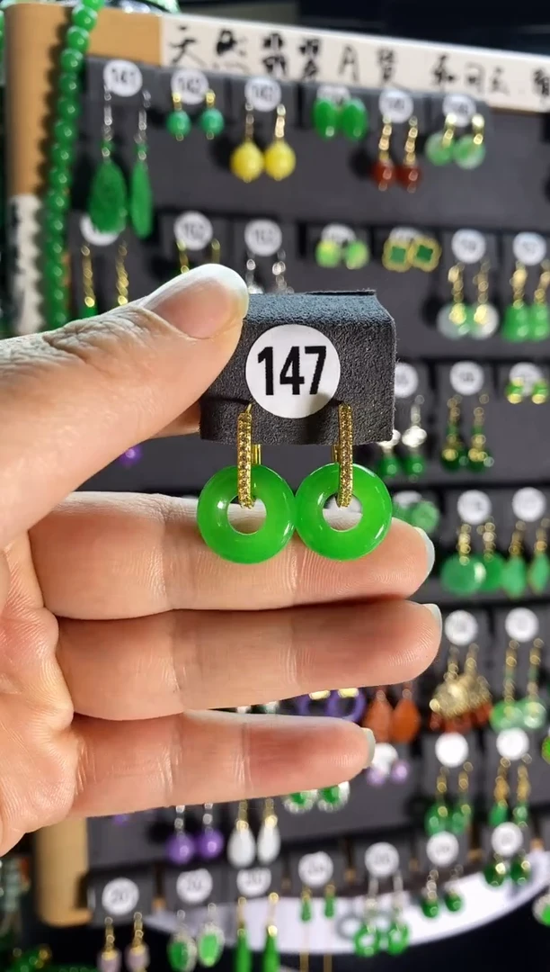 【闪购商品】翡翠耳饰银S925镶嵌147....