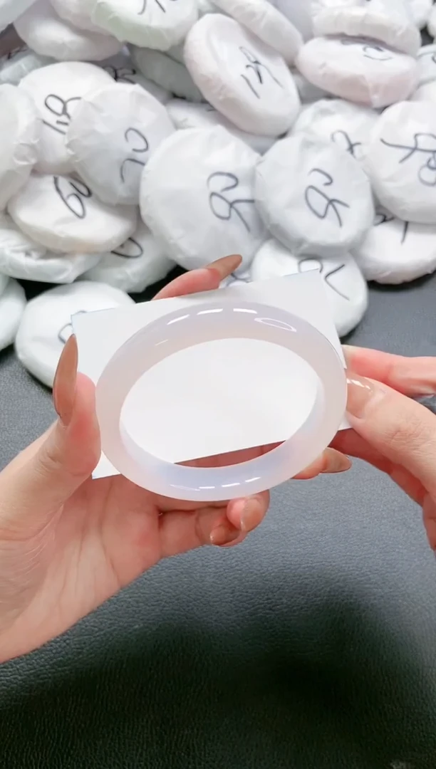 【闪购商品】石英质玉手镯未镶嵌 17L114-58