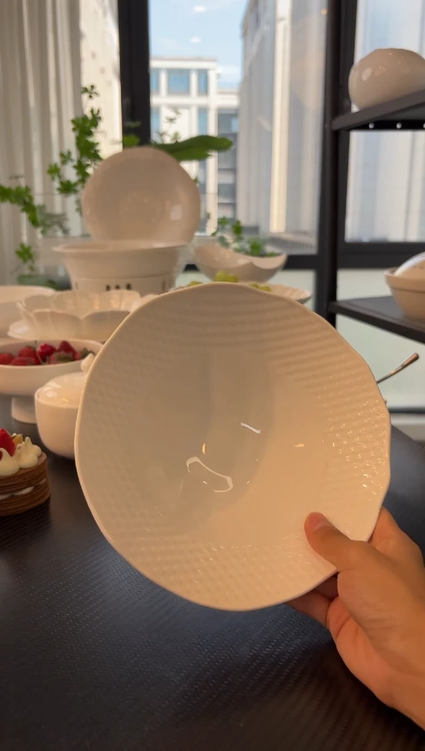 稻谷壳8寸长城尖脚碗白瓷