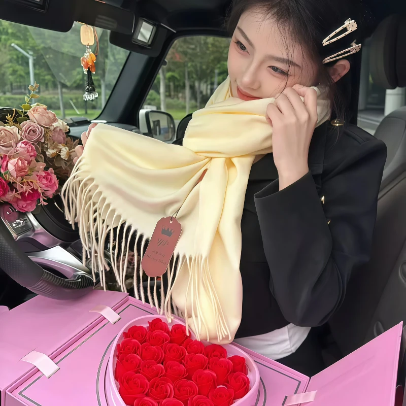 2025新款纯色女潮流保暖百搭款简约围巾礼盒送礼时尚围脖加厚韩版