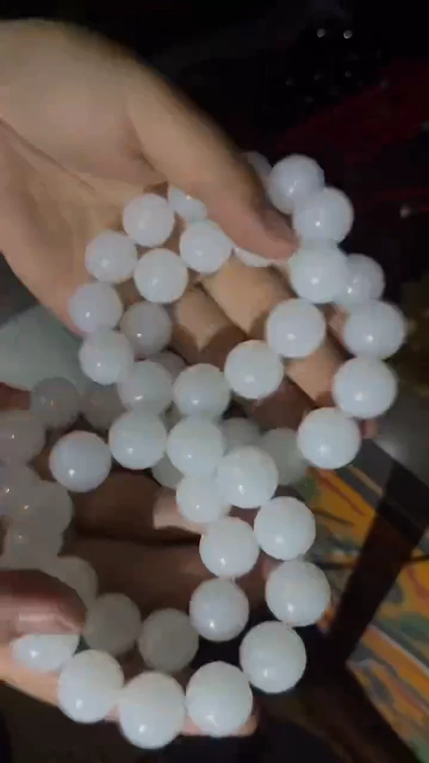 和田玉未镶嵌挂件白玉手串一条