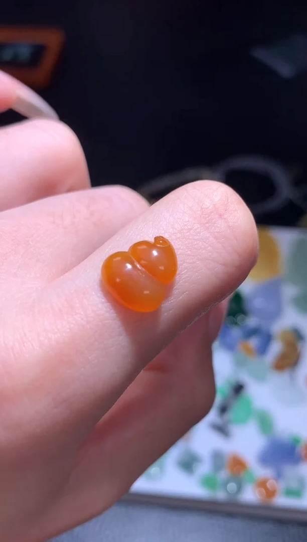 未镶嵌定制翡翠葫芦