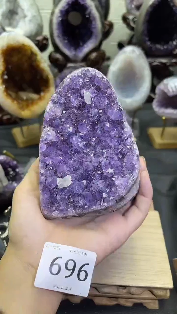 未镶嵌大型摆件（非配饰）紫晶696号摆件
