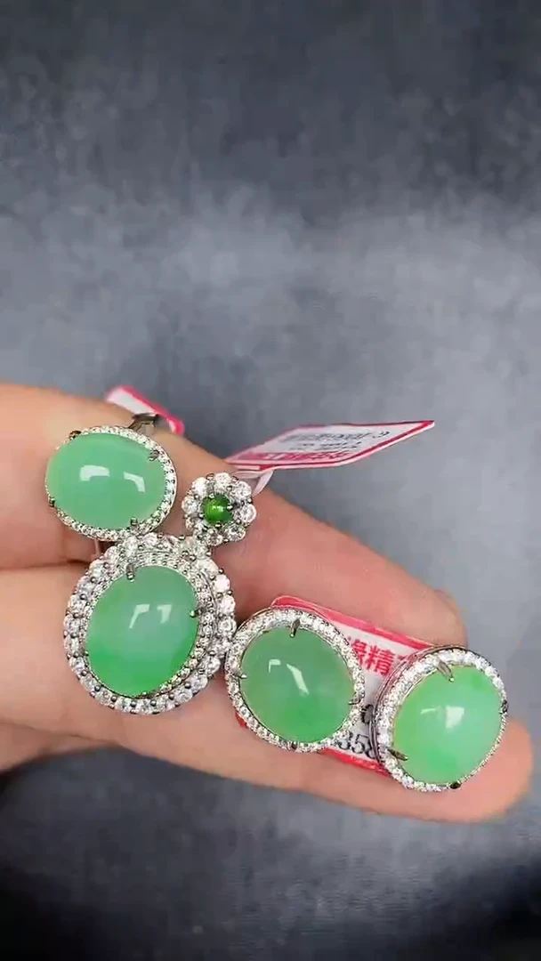 银S925镶嵌戒指翡翠1890