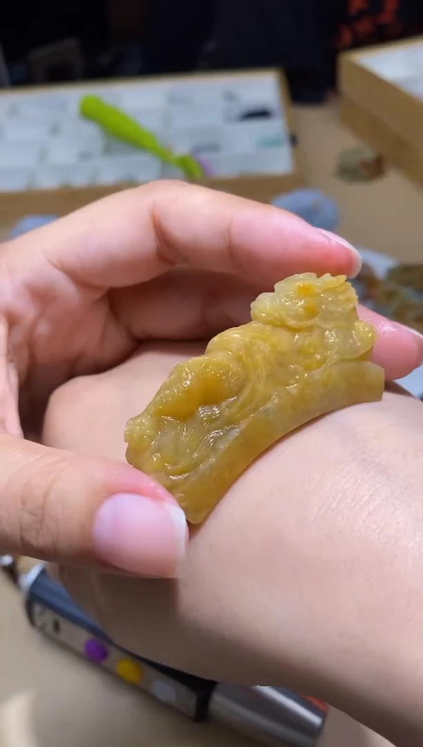 未镶嵌定制翡翠挂件