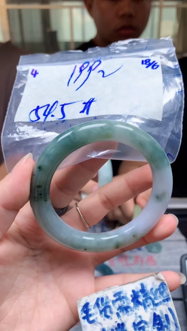 定制翡翠未镶嵌4毛货需精细抛光手镯拍一发一618