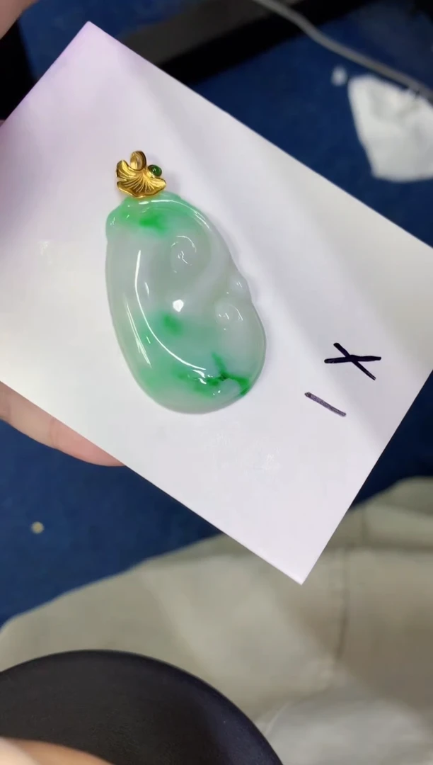 颈饰未镶嵌翡翠缅甸天然翡翠A货
