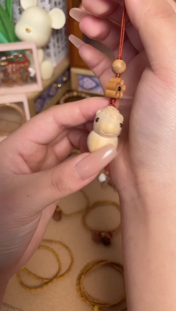 桃木小马手机挂一物一拍