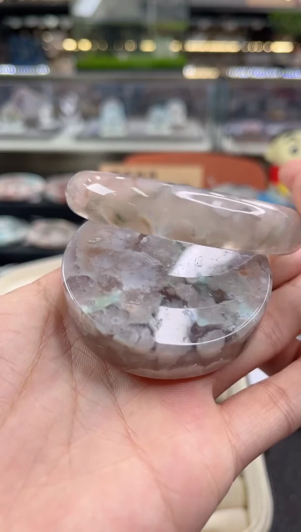 未镶嵌手镯石英质玉尘*丷圈口（赠品镯心）