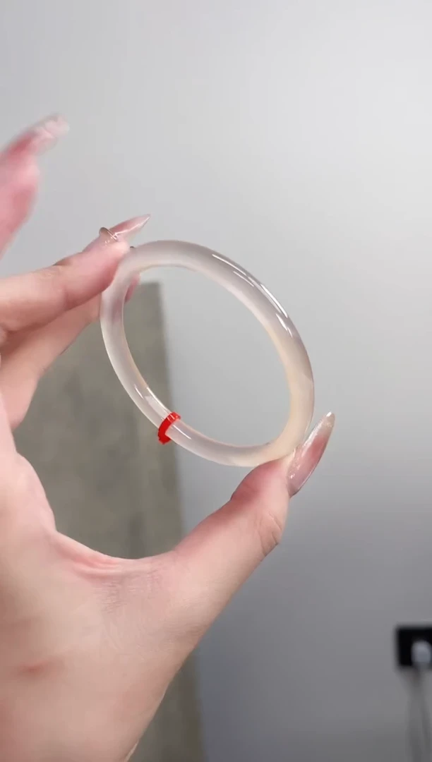 【闪购商品】玛瑙/玉髓手镯未镶嵌57-58圈