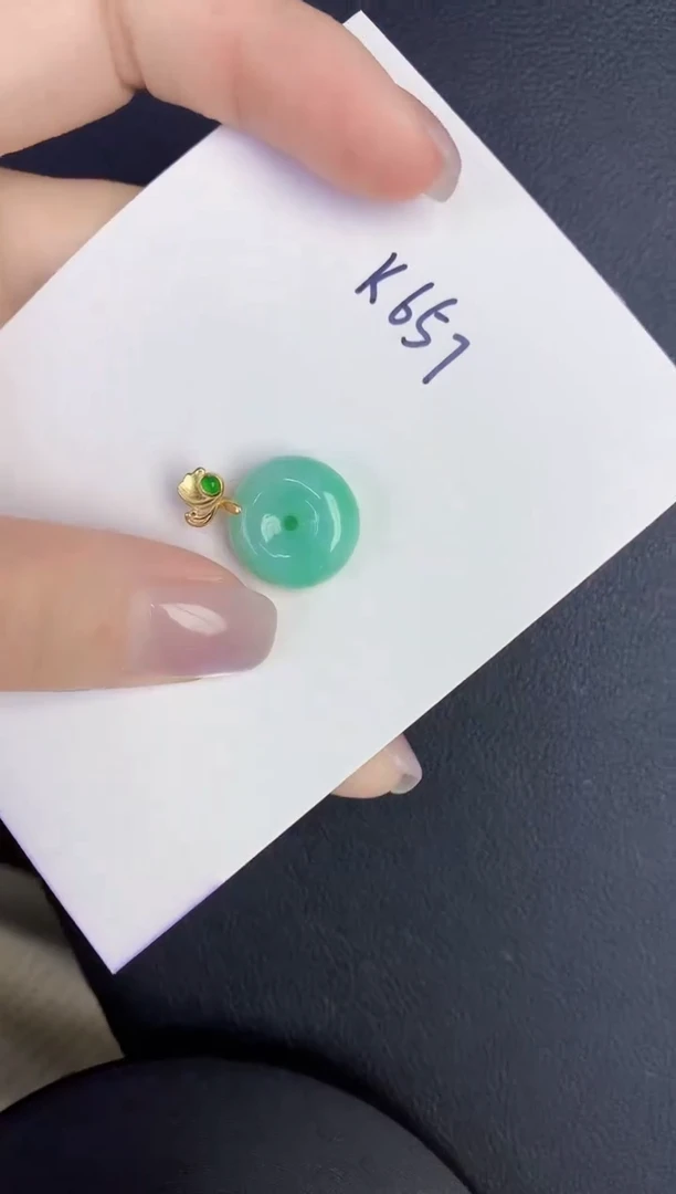 颈饰未镶嵌翡翠缅甸天然翡翠A货