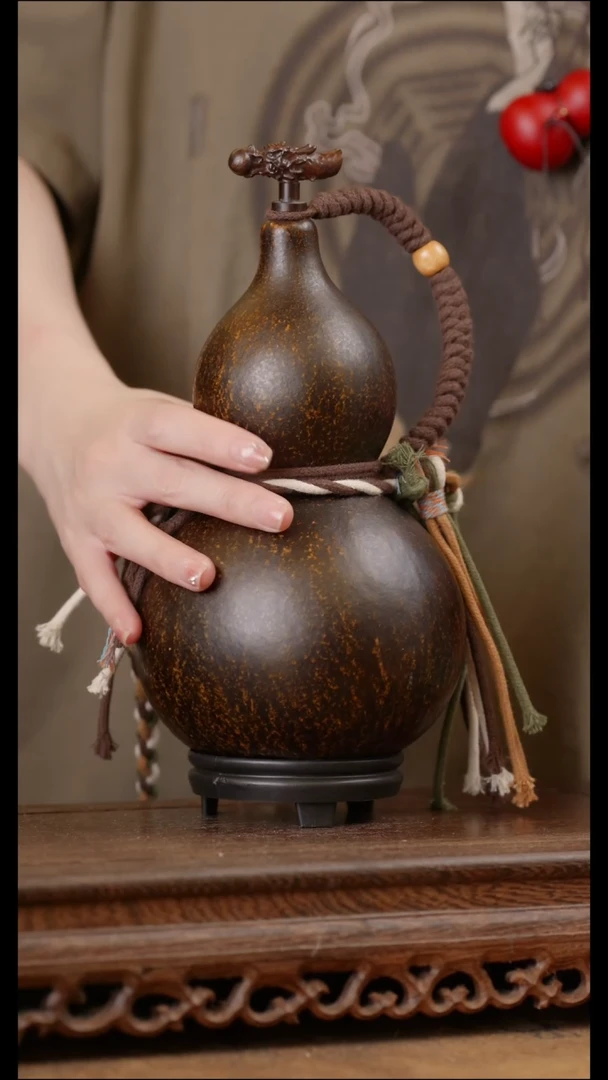 207号精品天然大漆酒葫芦一物一拍~