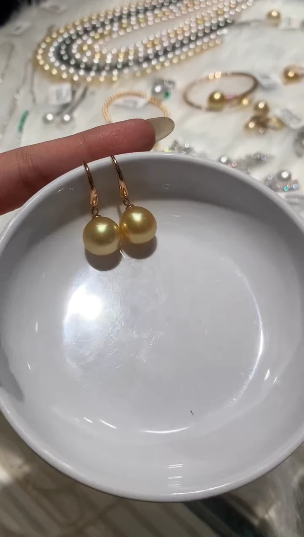 18K金镶嵌耳饰海水珍珠A222|3500