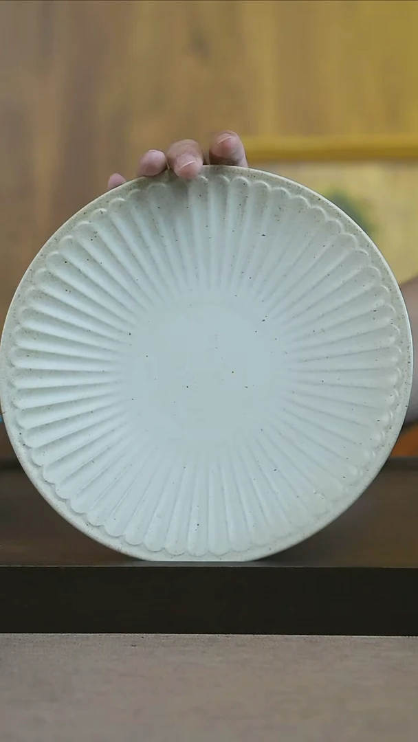 摆件景德镇10英寸雅菊米白大盘