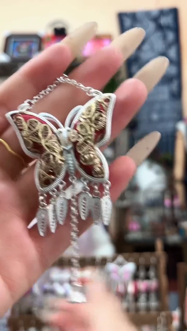 织绣暴***北民族风非遗老绣饰品001