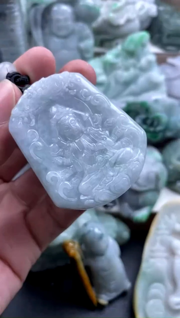 吊坠(不含链)未镶嵌翡翠1