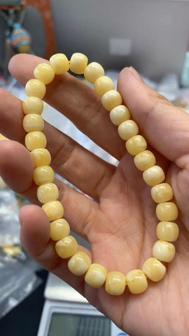 未镶嵌琥珀珠宝奇石734