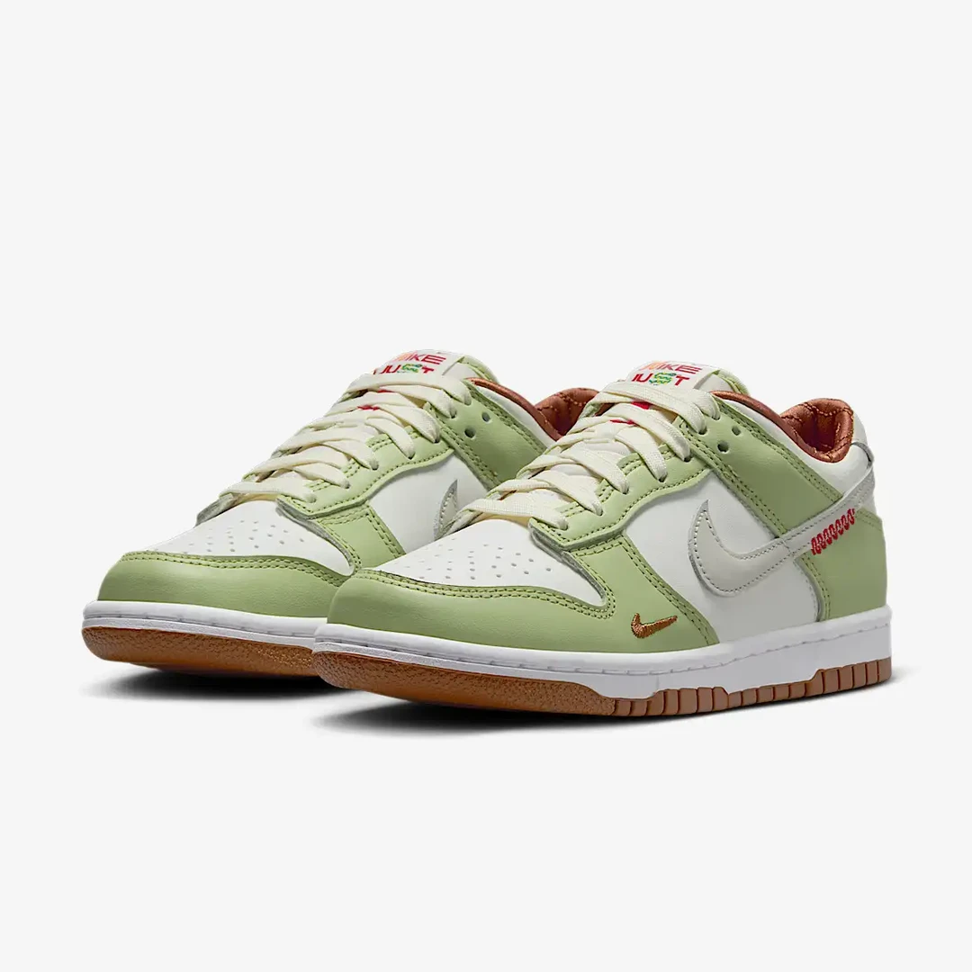 NIKE耐克 DUNK LOW(GS)蛇年限定板鞋HV6001-101