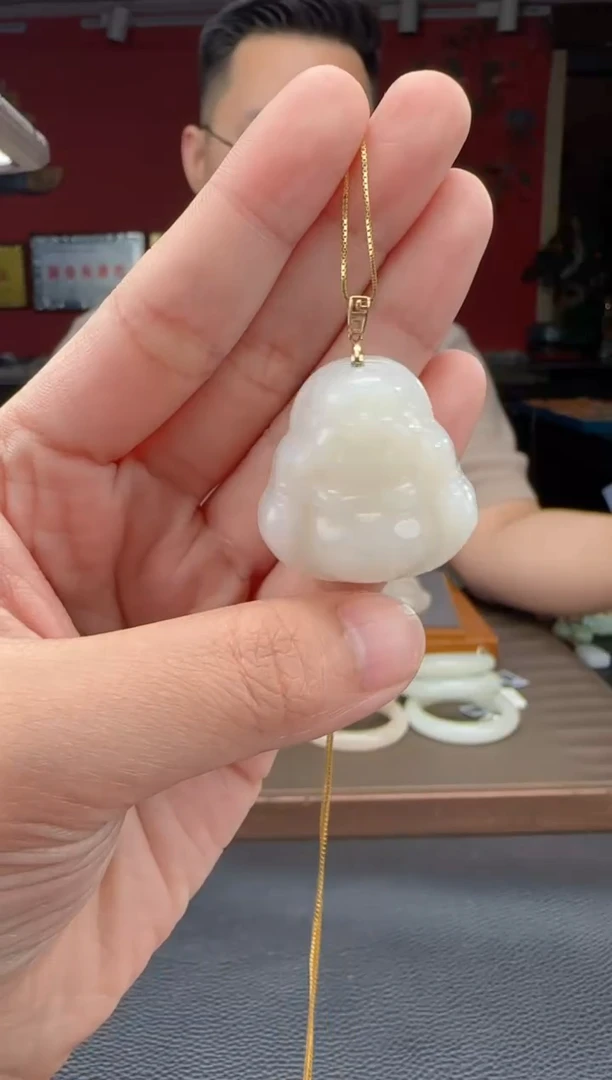 和田玉18K金镶嵌颈饰白玉佛公