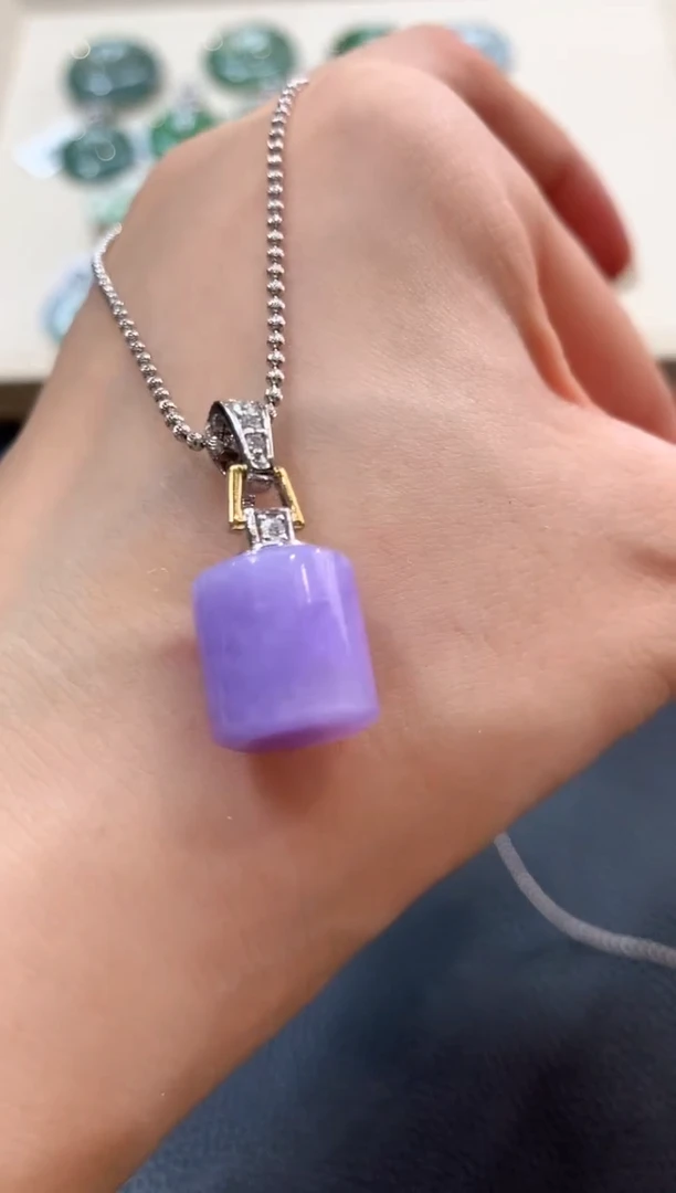 翡翠18K金镶嵌吊坠(不含链)b48紫色有色差多样性一件发货