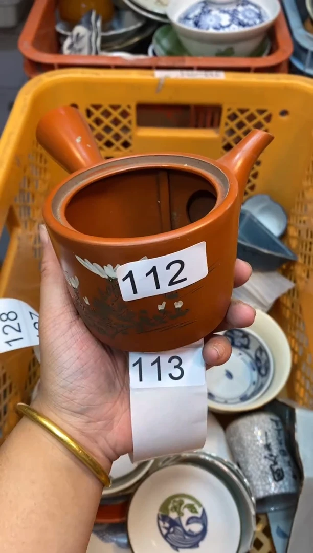 瓷片没盖...................