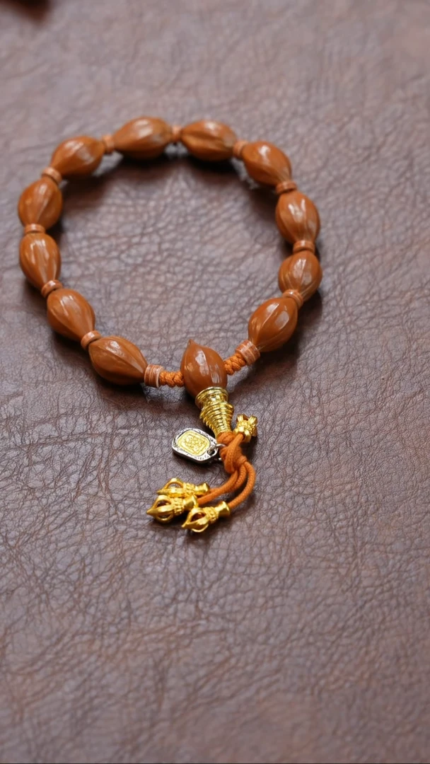 手串/手链橄榄核小尺寸精配三面佛13号