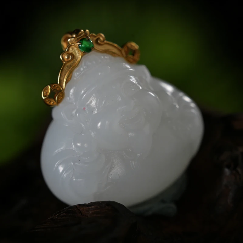 lot97 18K金镶和田玉财神挂坠/QG51222-184314 保利山东