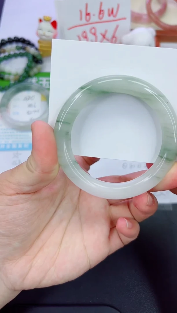 【闪购商品】石英质玉手镯未镶嵌421-57