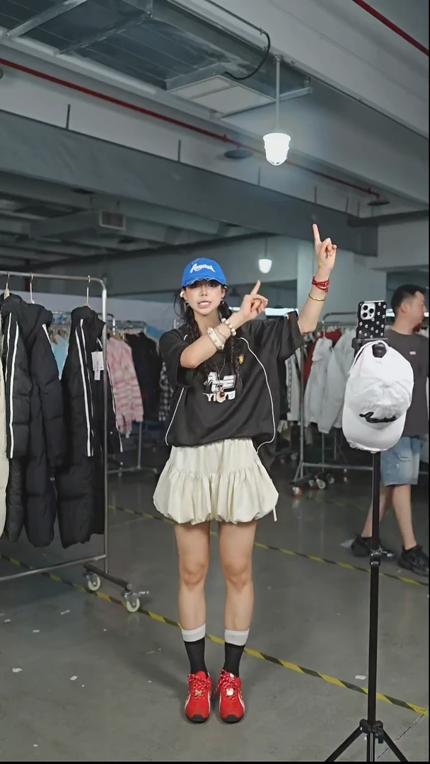 YKYB羽绒服短款S码