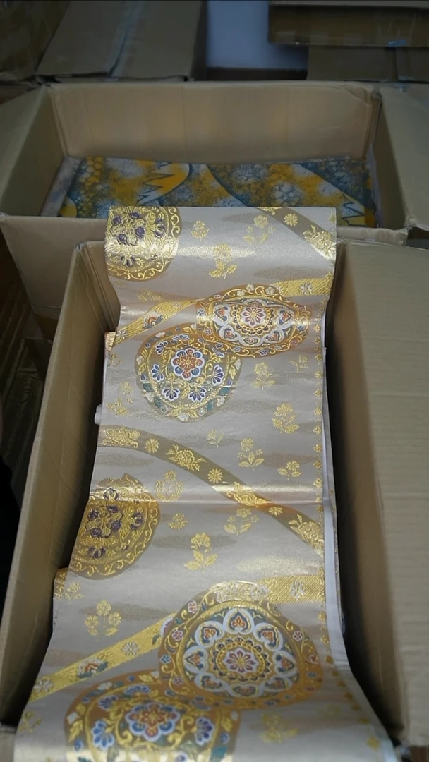 织绣21金色织金宝象花